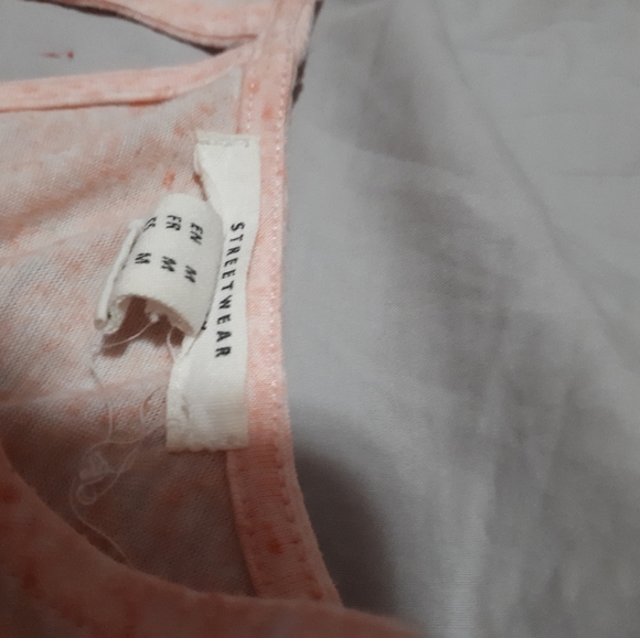Light pink mint condition top - Picture 2 of 3